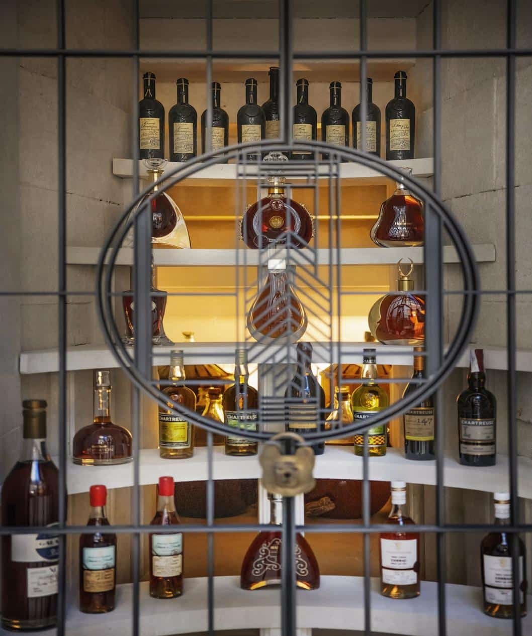 French Flair Bordeaux and surroundings La Nauve cognac bar