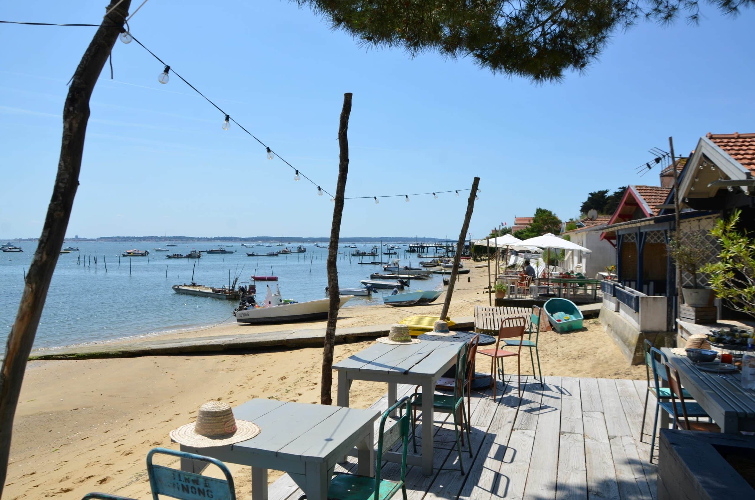 French Flair bordeaux and surroundings Private pinasse cruise Cap Ferret oyster tasting