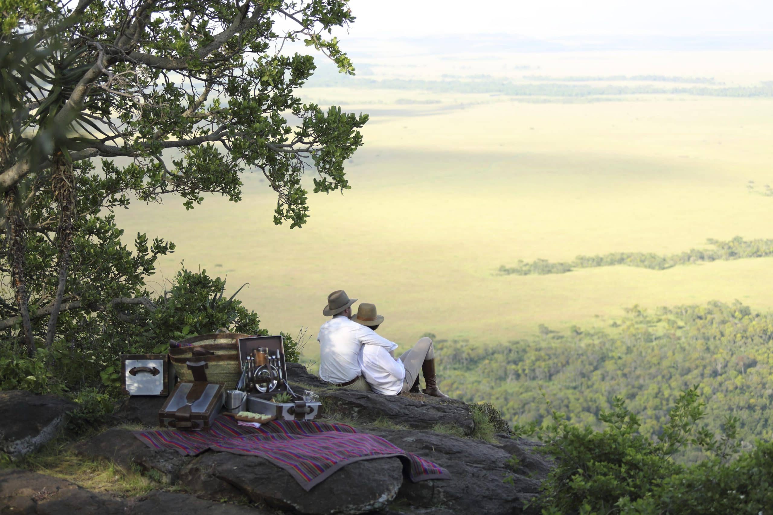 mara angama kenya lodge luxe dejeuner brousse scaled e1696849531284