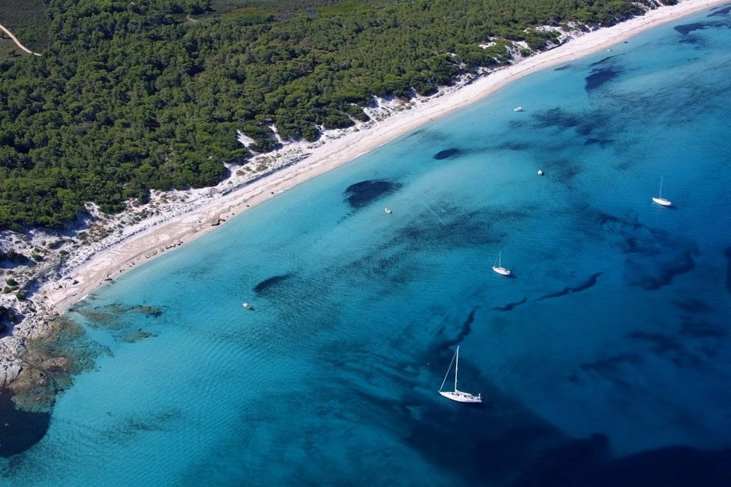 French Flair Corsica U Palazzu Serenu sea