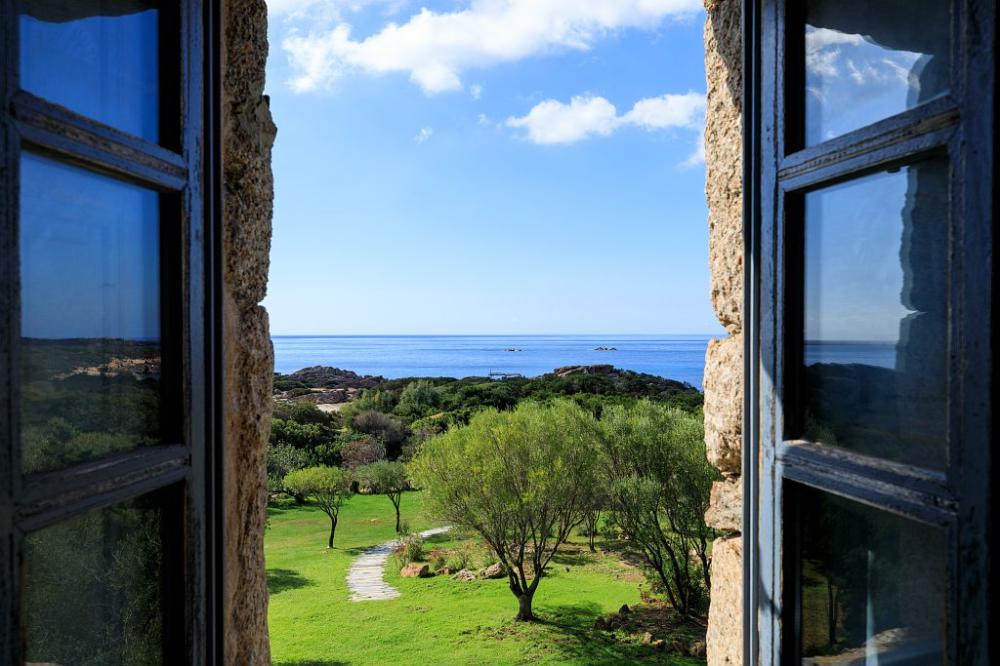 French Flair Corsica domaine de murtoli window view
