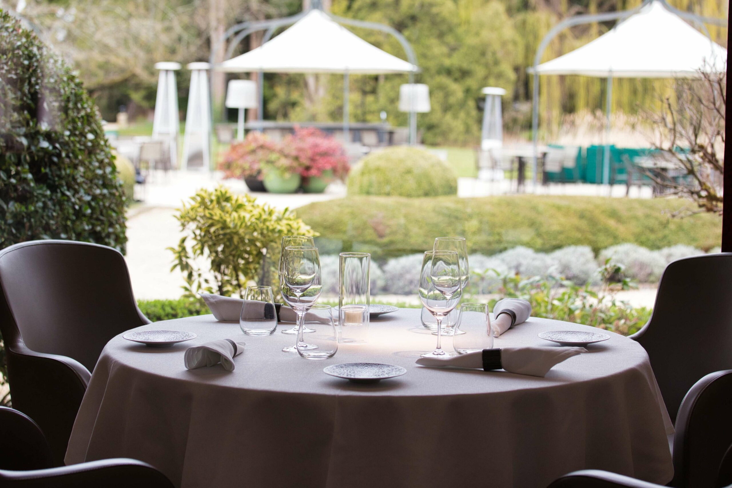 French Flair Burgundy Hostellerie de Levernois park view restaurant