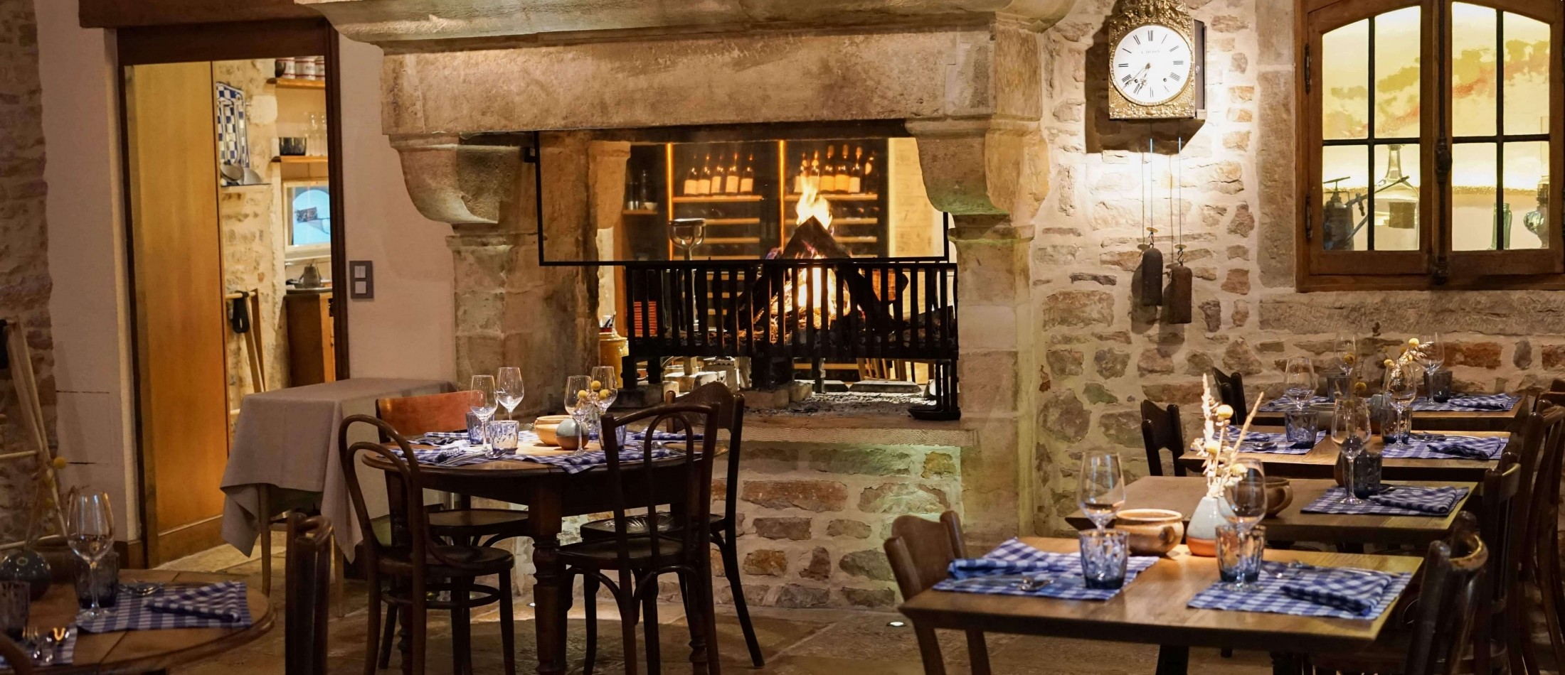 French Flair Burgundy Hostellerie de Levernois table de levernois restaurant