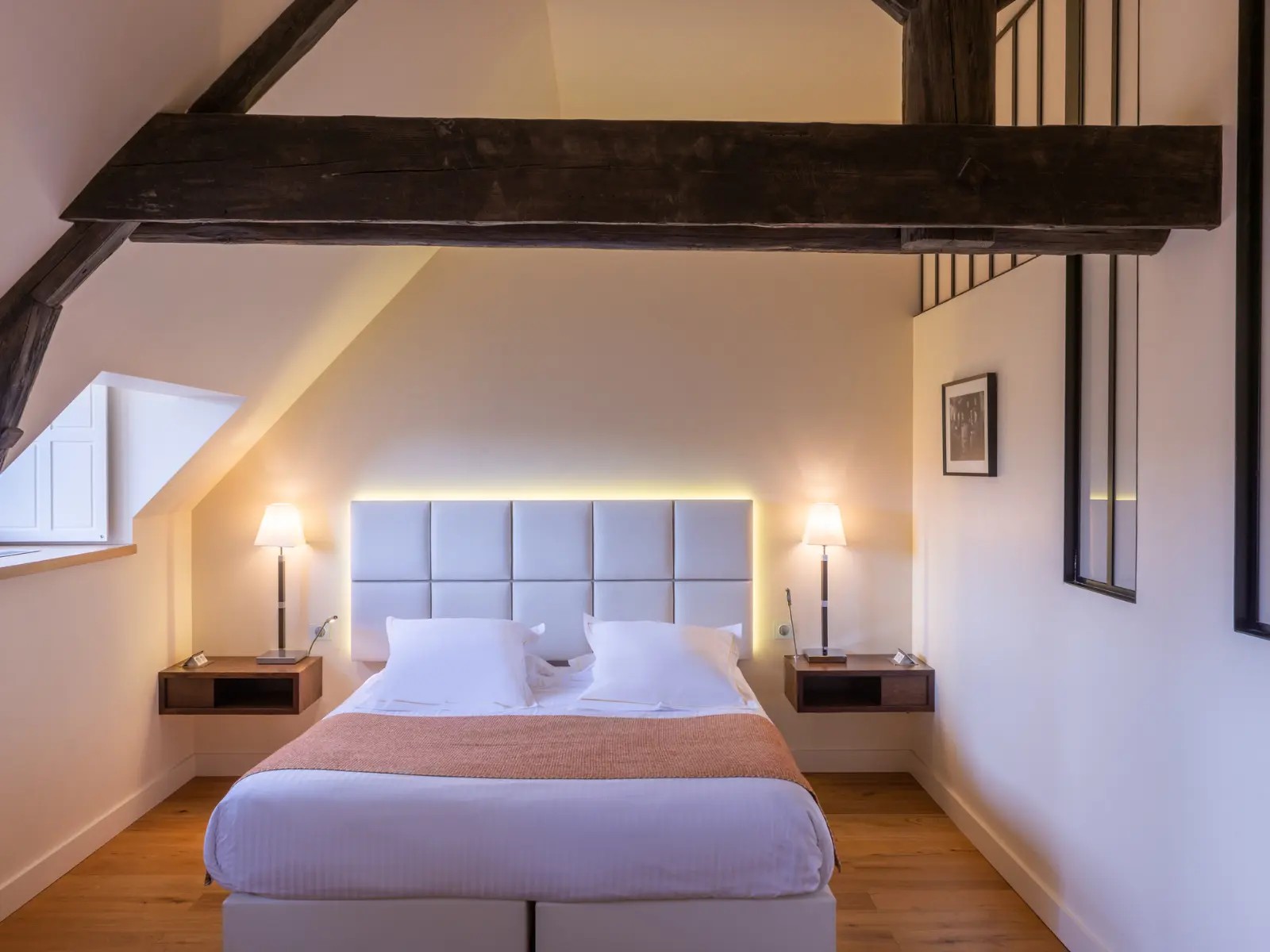 French Flair Burgundy Hotel de Beaune Suite Alfred Bedroom