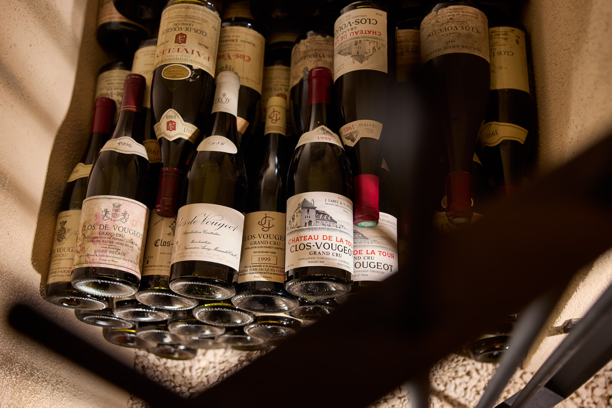 French Flair Burgundy La Folie de Vougeot Wine Cellar