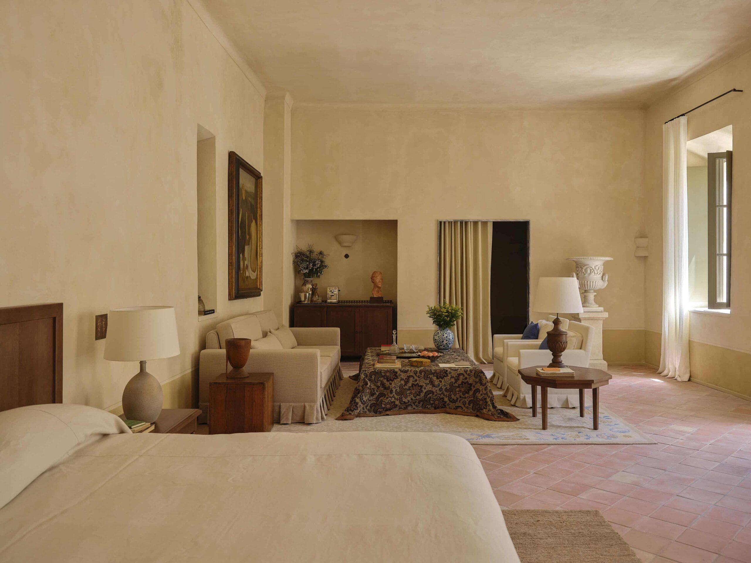 French Flair Paca Hotel du Couvent Le Chapitre Suite