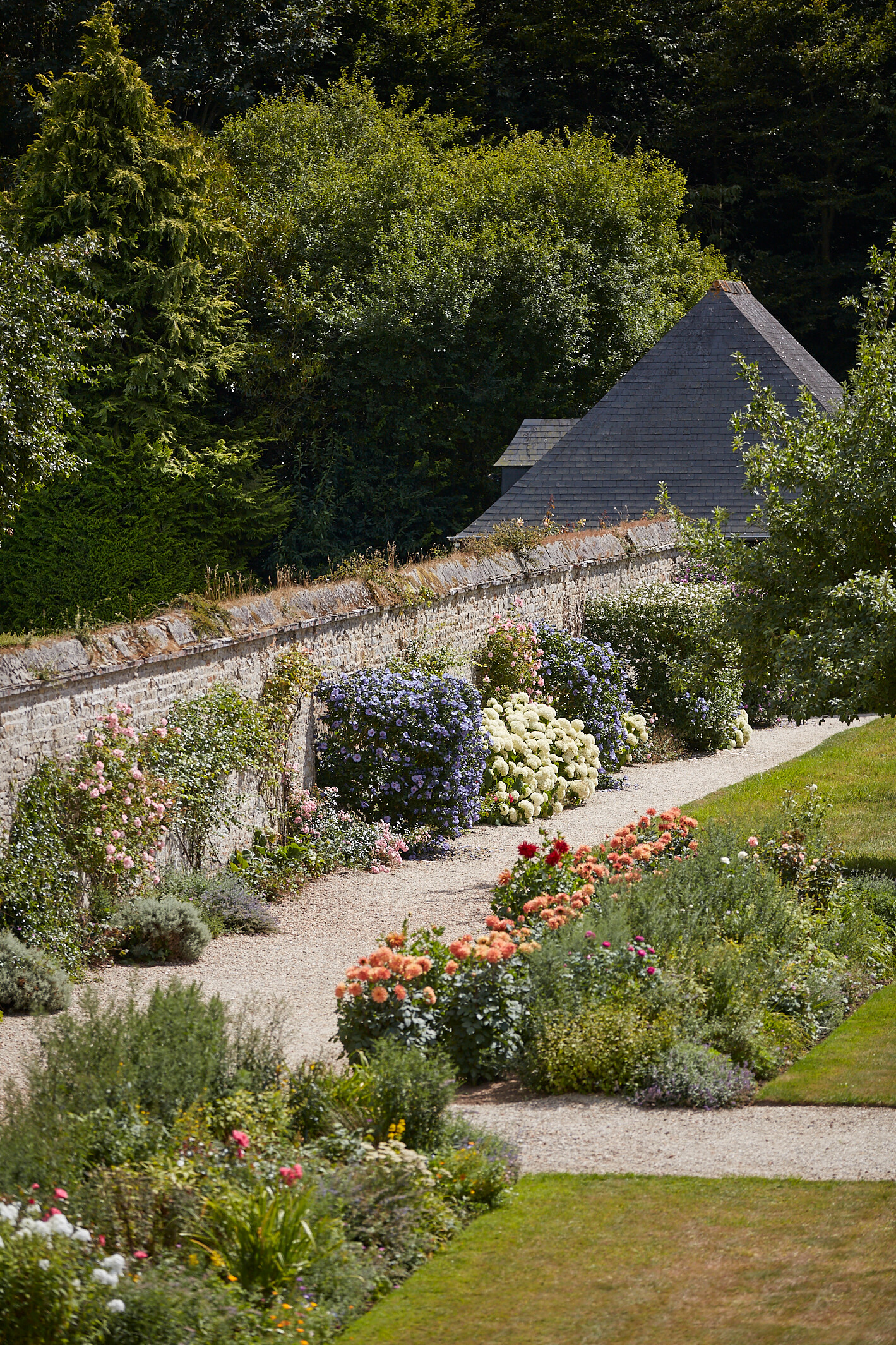 French Flair Normandy Château d Audrieu garden
