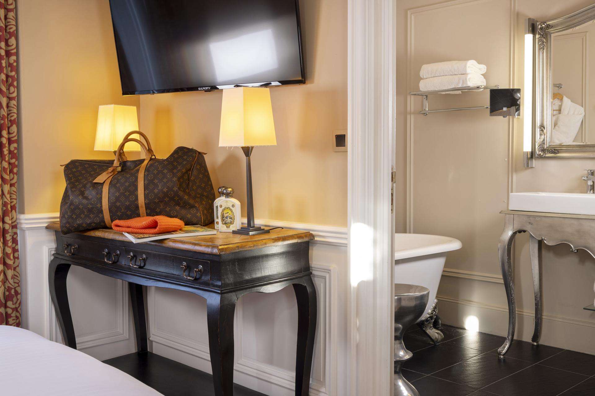 French Flair Normandy ermitage mont saint michel superior suite