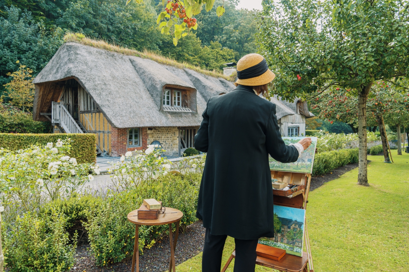 French Flair Normandy la ferme saint siméon painter