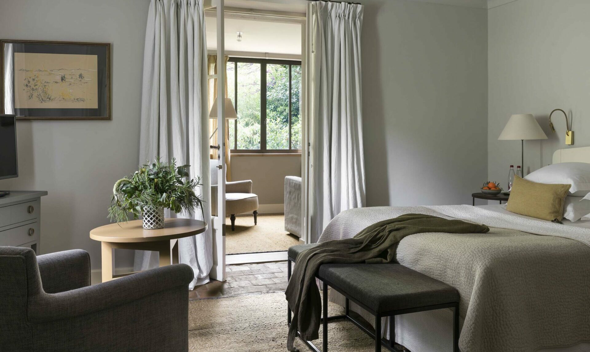 French Flair Provence and the French Riviera Baumaniere bedroom